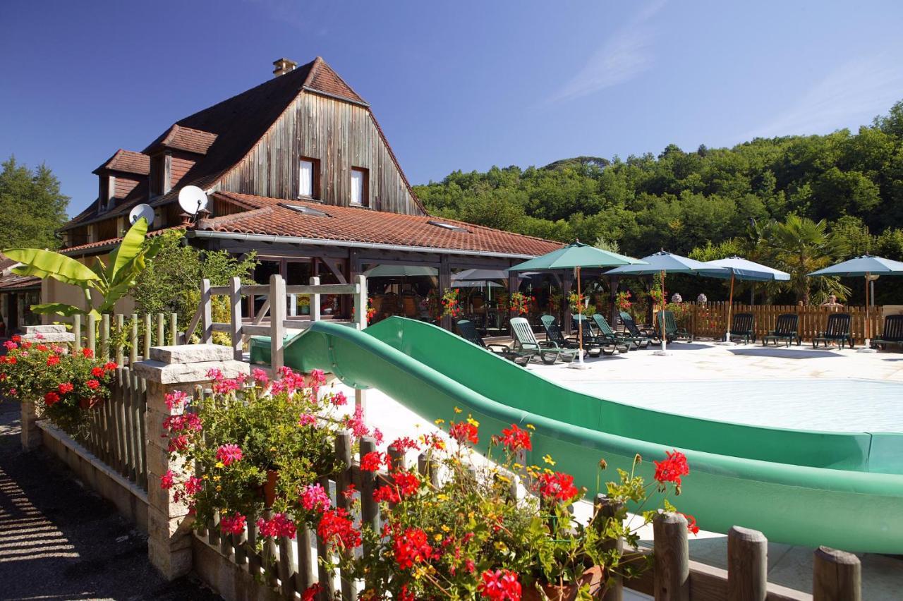 Отель Camping Sunissim Le Moulin Du Roch 5 Stars By Locatour Сарла-ла-Канеда Экстерьер фото